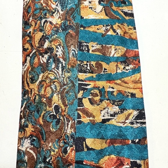 Bacharach made in Italy tie. 💯 silk. Abstract design. Unusual colors - Picture 2 of 4